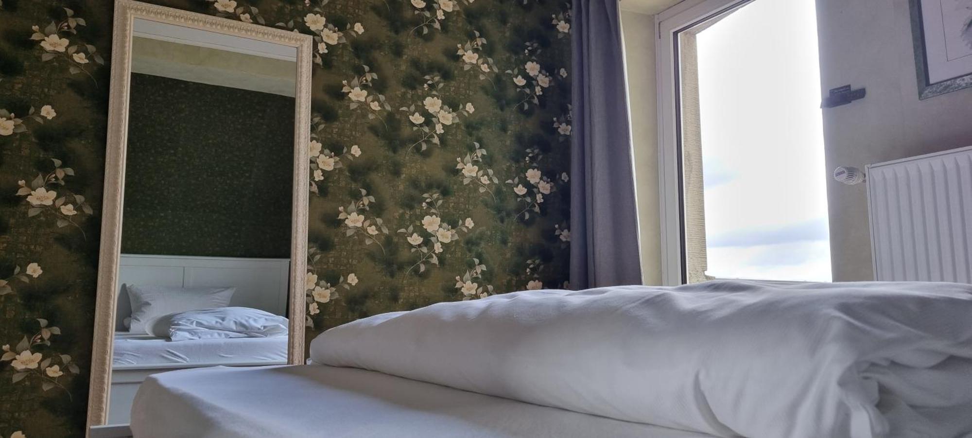 Drachenburg Leilighet Marktbreit Eksteriør bilde